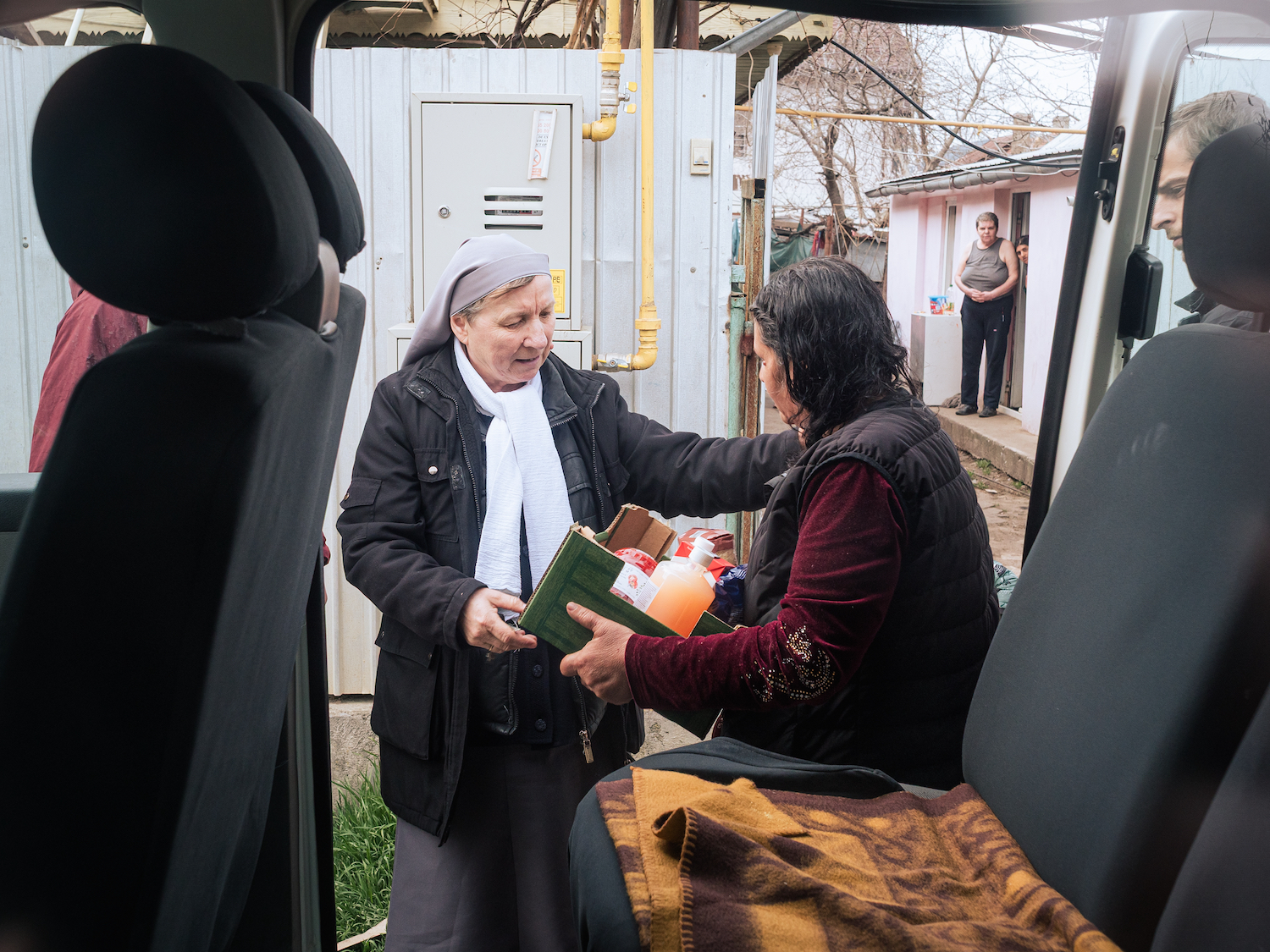 Lire la suite à propos de l’article J’accompagne l’association Ouest-Est dans les quartiers les plus pauvres de Bacău en Roumanie