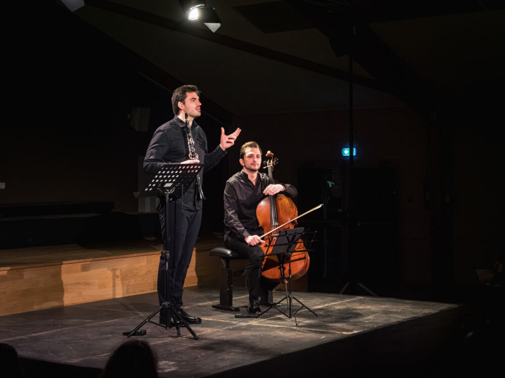 Introduction de la deuxième partie du concert par Raphaël Sévère.